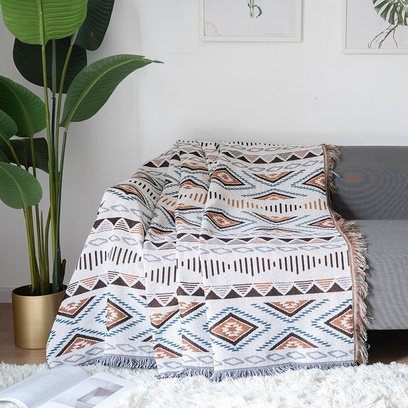 Fashion Geometric Pattern Thicken Sofa Blanket