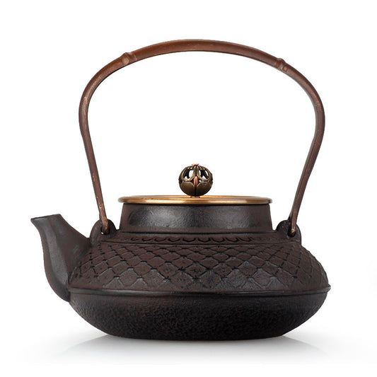 Exquisitely Designed Cast Iron Kettle with Lid