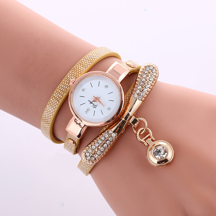 Women Watches Bracelet Fashion Casual Dress PU Band Alloy Case