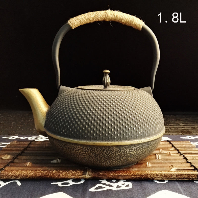 Cast Iron Kettle with Strainer for Tea
