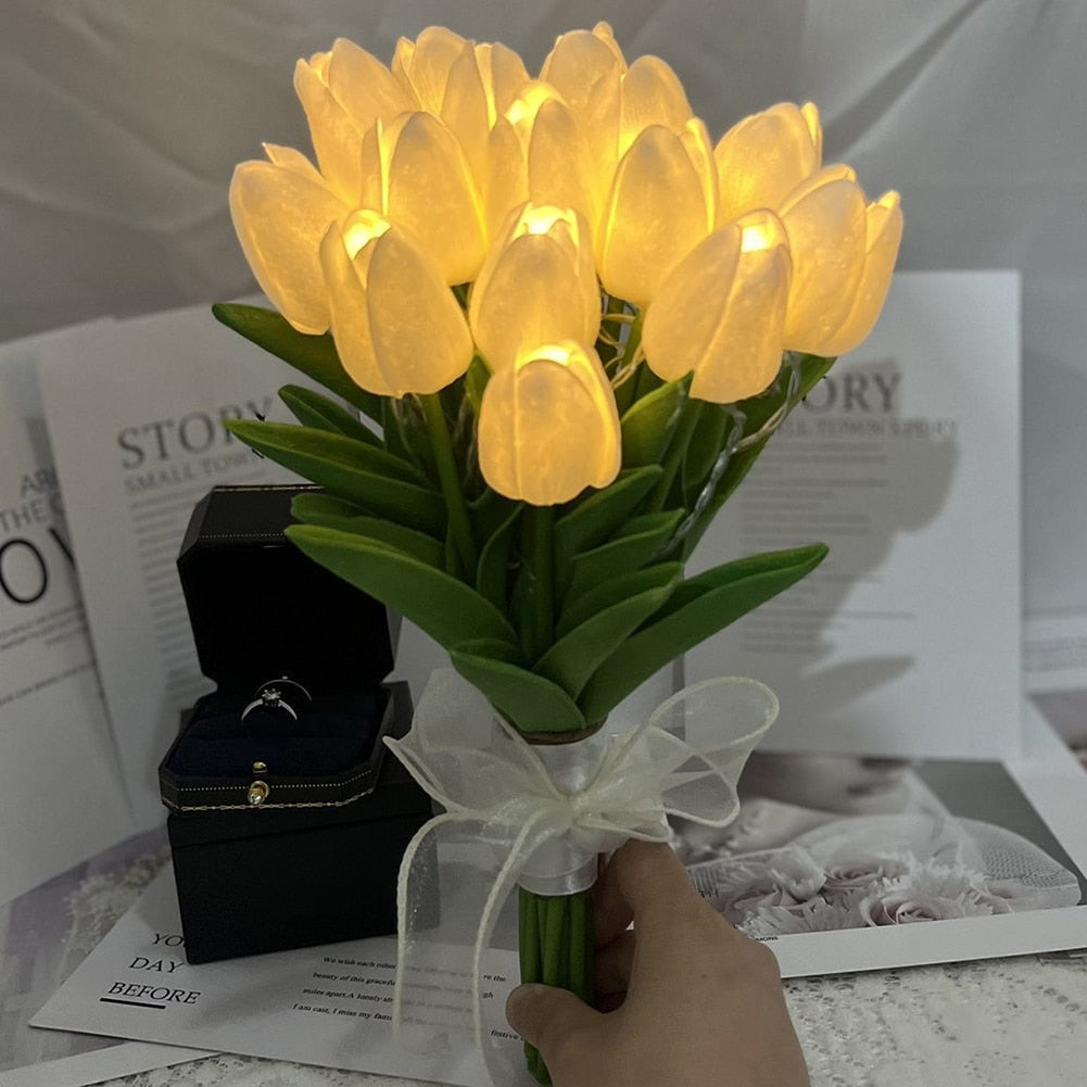 Valentine's Bouquet LED Tulip Table Lamp for Sweethearts